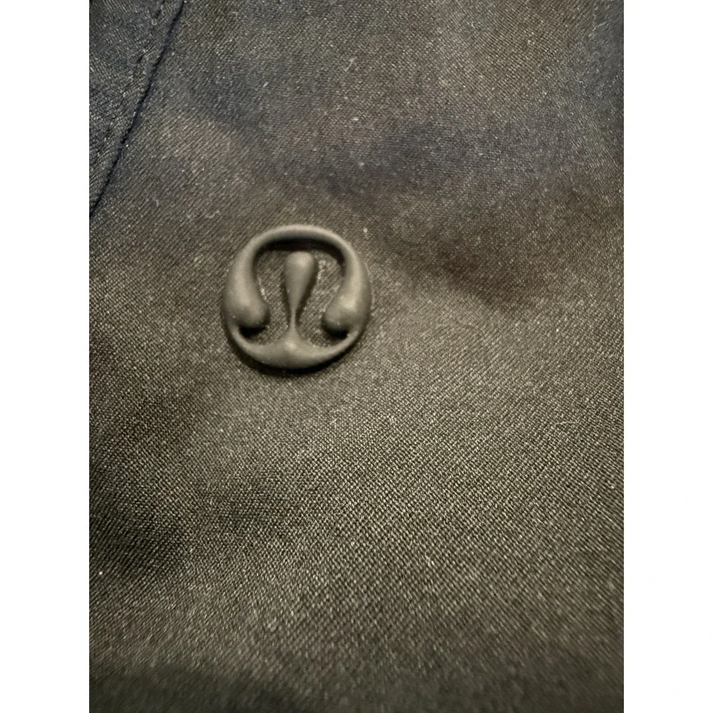 Lululemon Cinchable Waist High-Rise Woven Short‎ 3.5 Black Size XXS